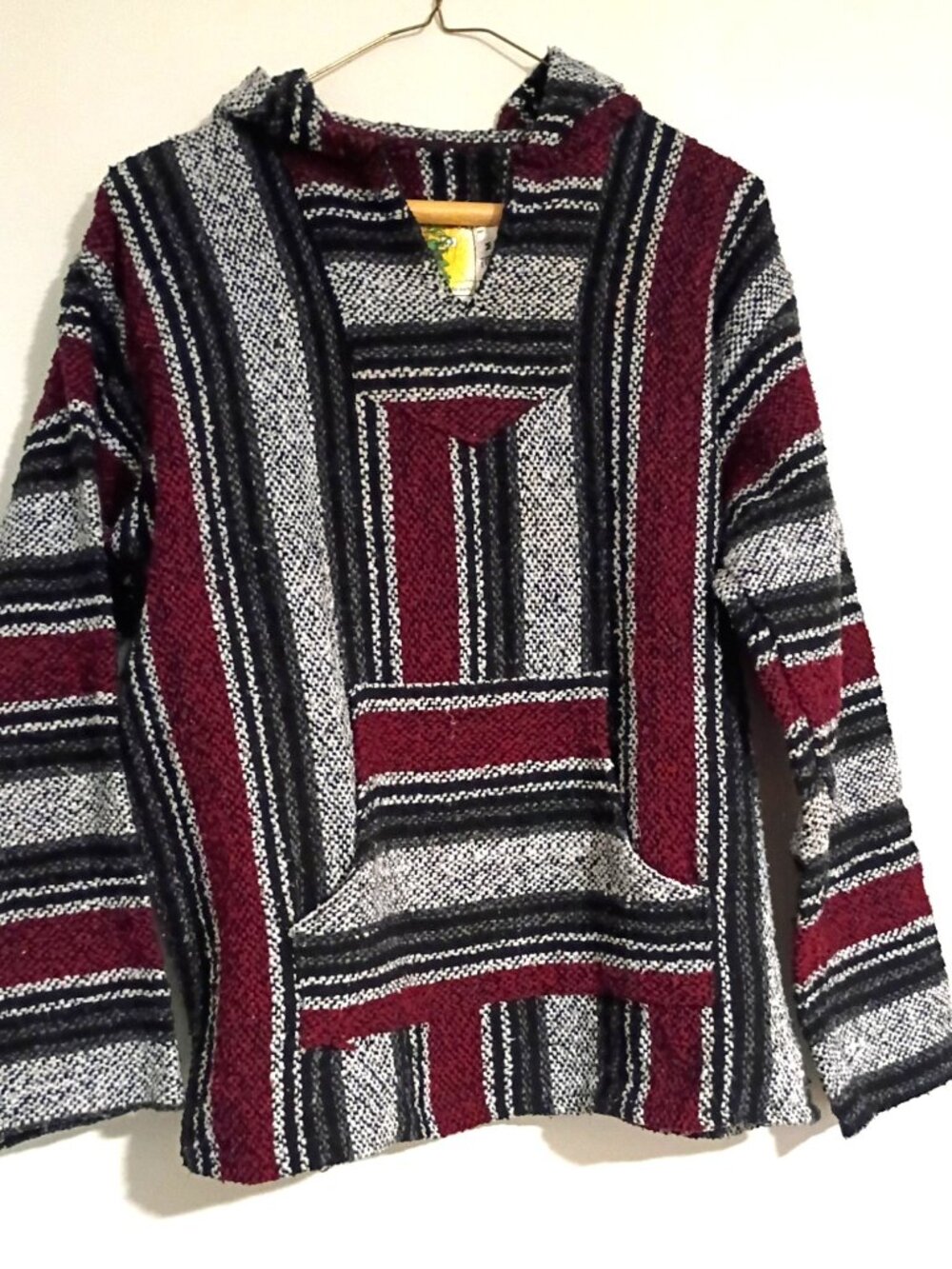 Iguana Jack Earth Ragz Baja Hoodie M Burgundy Black Striped Mexican  Weave